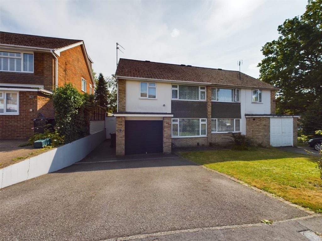 Partridge Drive, Tilehurst, Reading